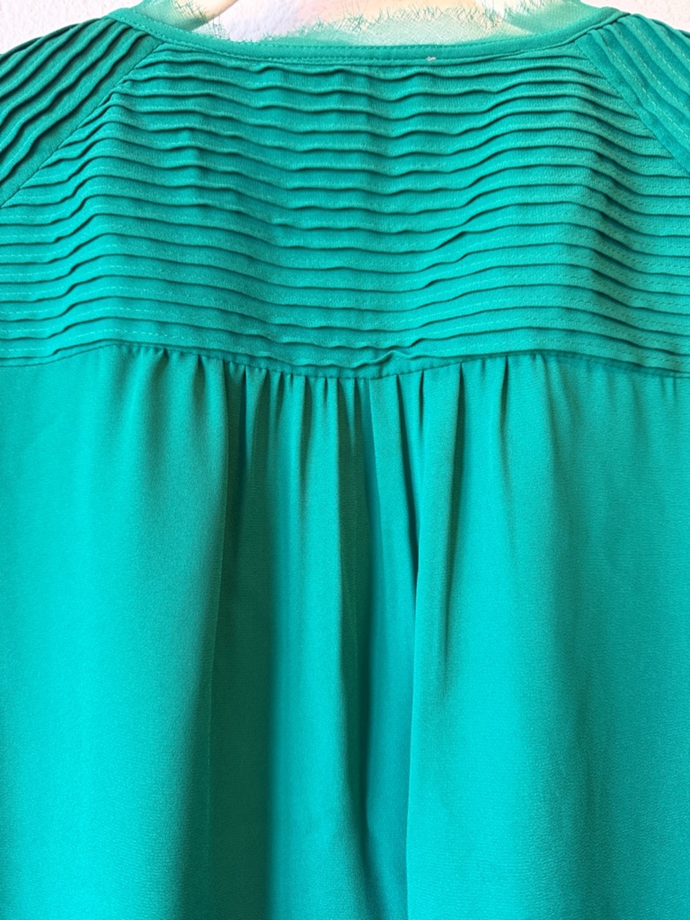 Daniel Rainn Bernal Split Neck Blouse, Like New, Small Petite - Picture 6 of 9